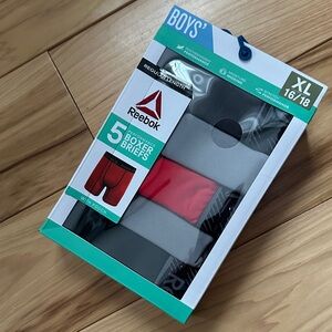 NWT Reebok Boys' 5-Pack Performance Boxer Briefs Size XL (16/18)